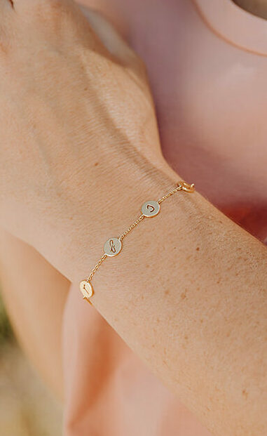 Armband met 4 bedels