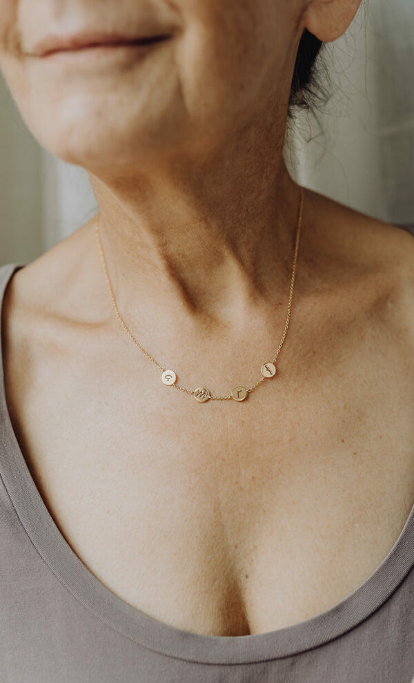 Ketting met 4 bedels