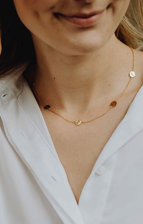 Ketting met 5 bedels