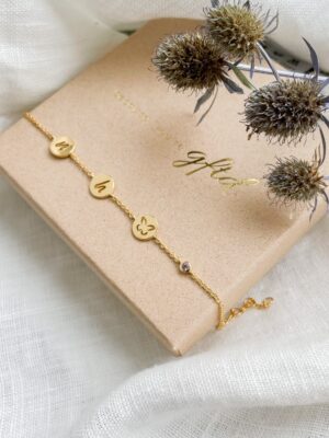 Armband met 4 bedels