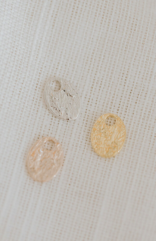 Moon ovaal ear charm