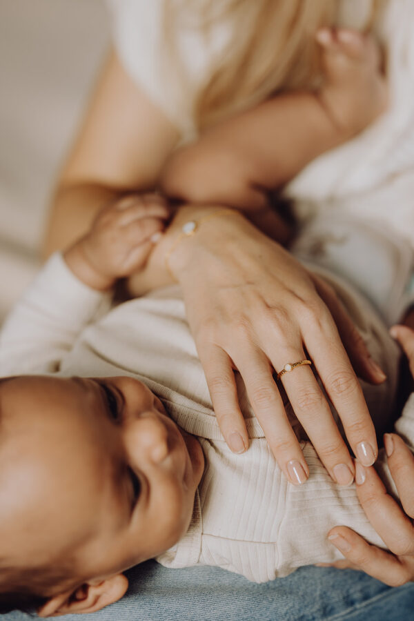 Moedermelk ring Round